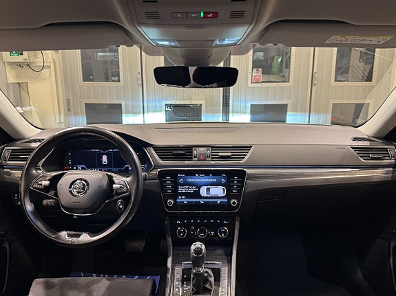 Skoda Superb 5 of 5