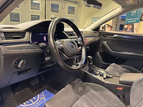 Skoda Superb 7 of 27
