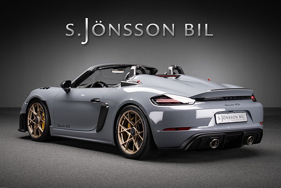Porsche 718 Spyder RS 2 of 5