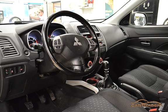 Mitsubishi ASX 7 of 15