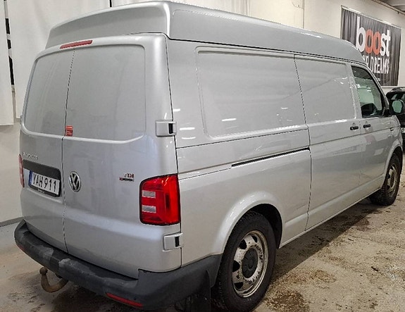 Volkswagen Transporter 4 of 5