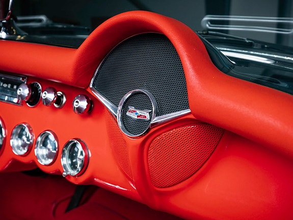 Chevrolet Corvette 8 of 20