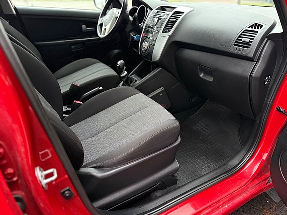 Kia Venga 14 of 20
