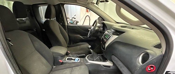 Nissan Navara 5 of 7