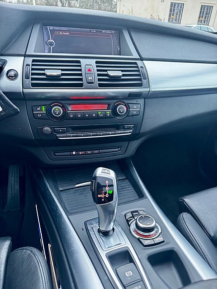 BMW X5 24 of 28