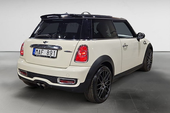 MINI John Cooper Works 7 of 17