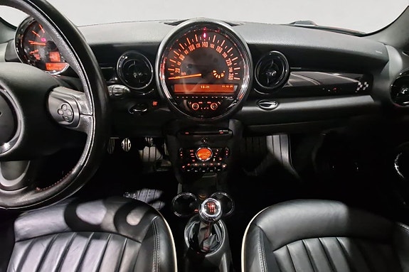 MINI John Cooper Works 12 of 17