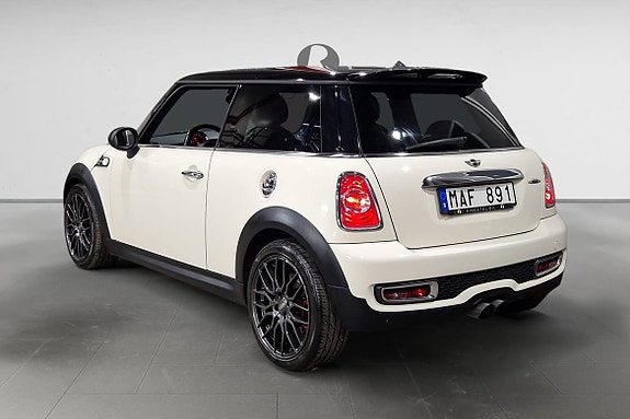 MINI John Cooper Works 5 of 5