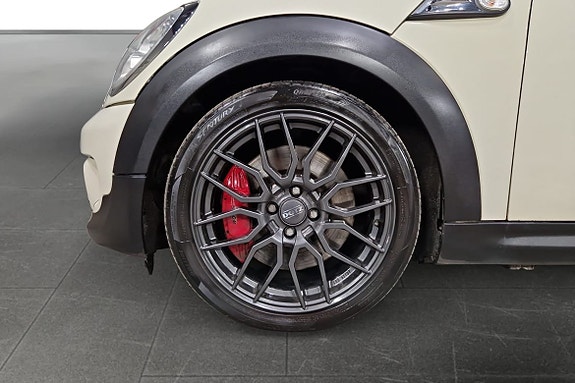 MINI John Cooper Works 16 of 17