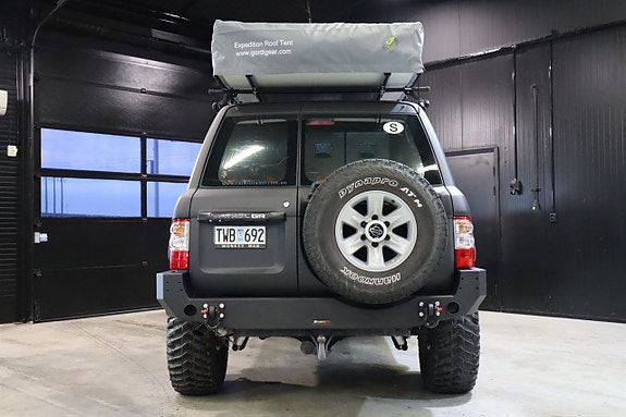 Nissan Patrol 14 of 27