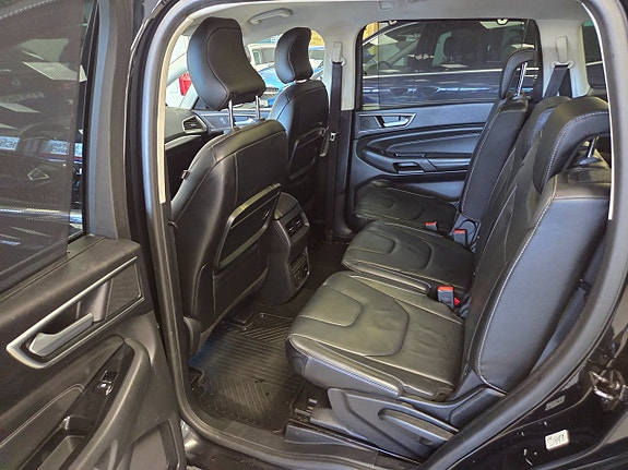 Ford S-MAX 4 of 5