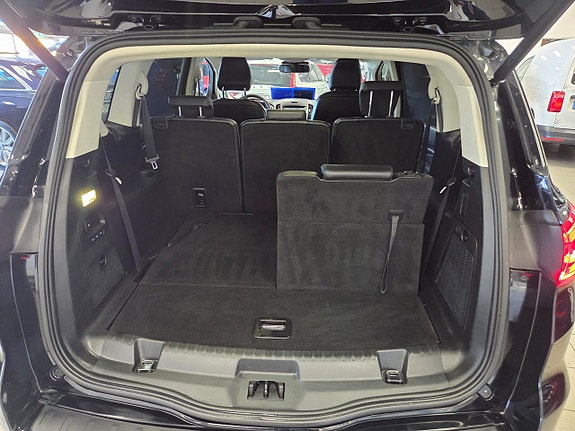 Ford S-MAX 9 of 22