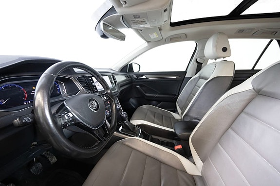 Volkswagen T-Roc 14 of 20