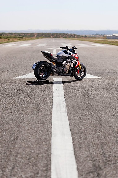 Ducati Diavel V4 RS NYHET! 9 of 20