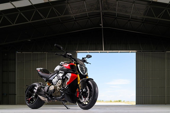 Ducati Diavel V4 RS NYHET! 3 of 20
