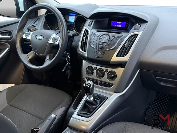 Ford Focus 11 of 16