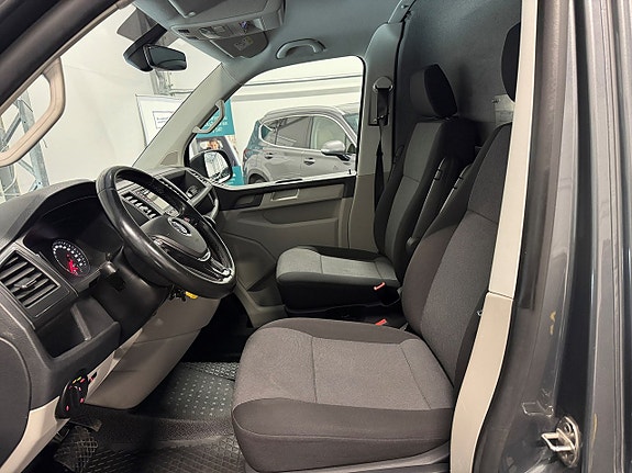Volkswagen Transporter 10 of 20
