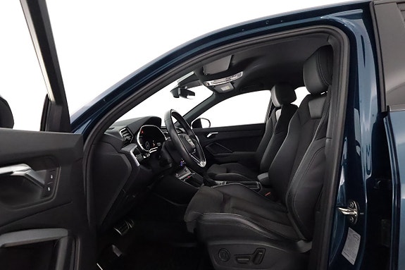 Audi Q3 10 of 27