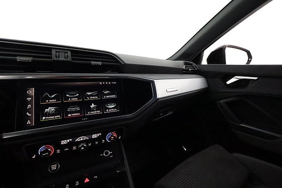 Audi Q3 23 of 27