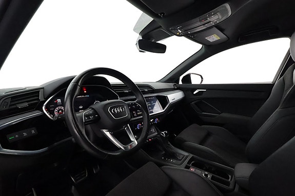 Audi Q3 11 of 27