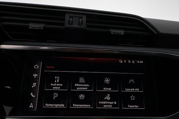 Audi Q3 19 of 27