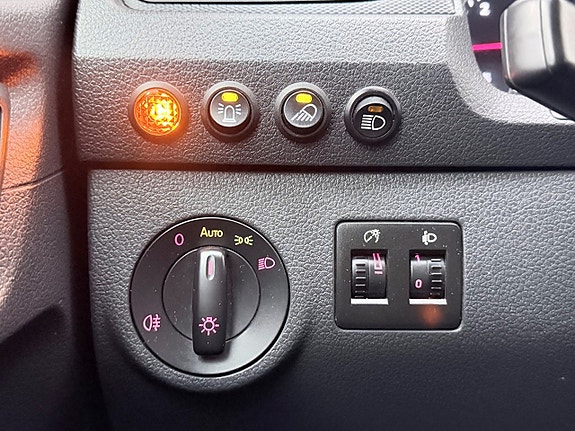 Volkswagen Caddy 23 of 24