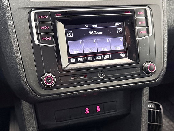 Volkswagen Caddy 19 of 24