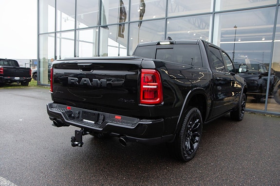 Dodge RAM 1500 5 of 5