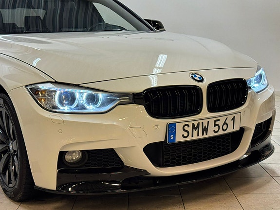 BMW 320 3 of 26