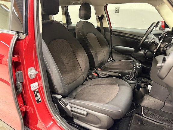 MINI Cooper 10 of 23