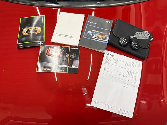 MINI Cooper 20 of 23