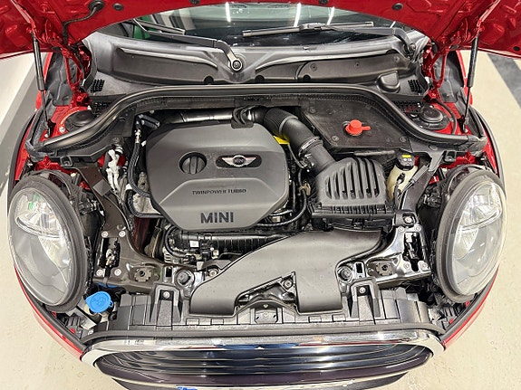MINI Cooper 21 of 23