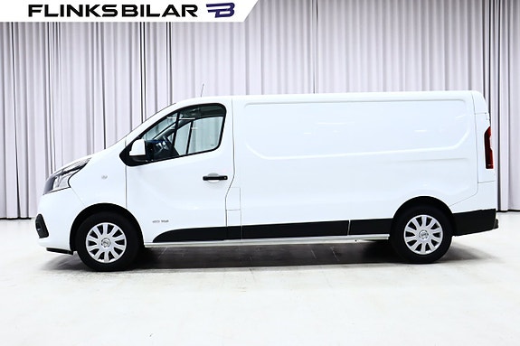 Nissan NV300