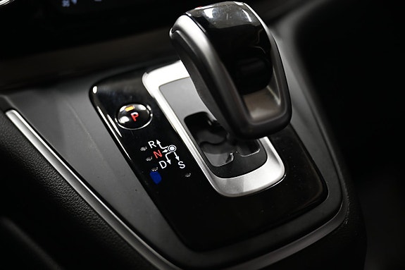 Honda CR-V 25 of 30