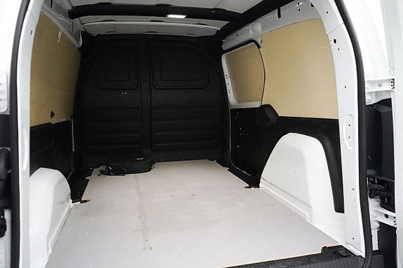 Mercedes-Benz eCitan 16 of 21
