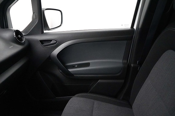 Mercedes-Benz eCitan 14 of 21