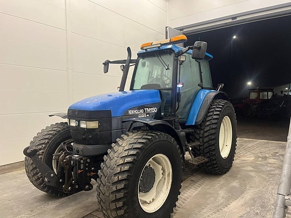 New Holland TM 150