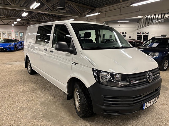 Volkswagen Transporter 3 of 5