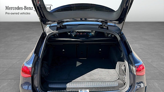 Mercedes-Benz E300 10 of 24