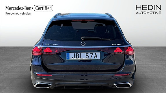 Mercedes-Benz E300 7 of 24