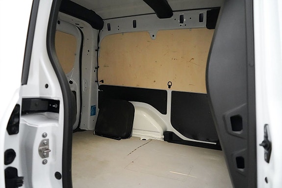 Mercedes-Benz eCitan 15 of 21