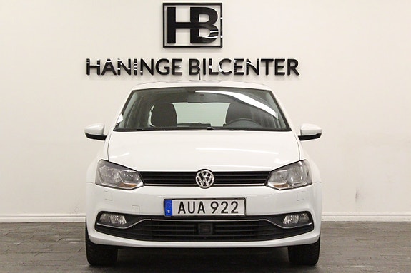Volkswagen Polo 2 of 5