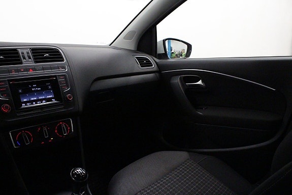 Volkswagen Polo 16 of 17