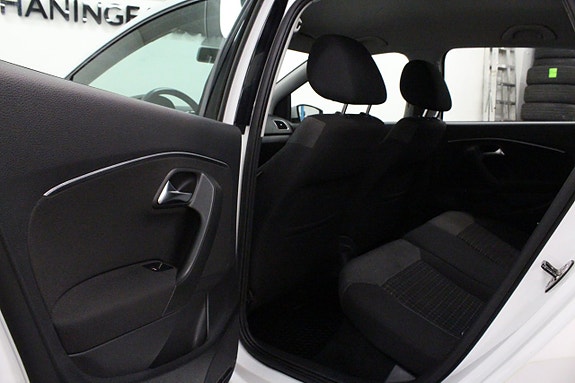 Volkswagen Polo 11 of 17