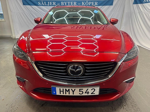 Mazda 6 3 of 5