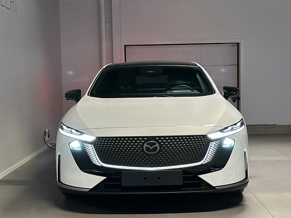 Mazda 6 4 of 5