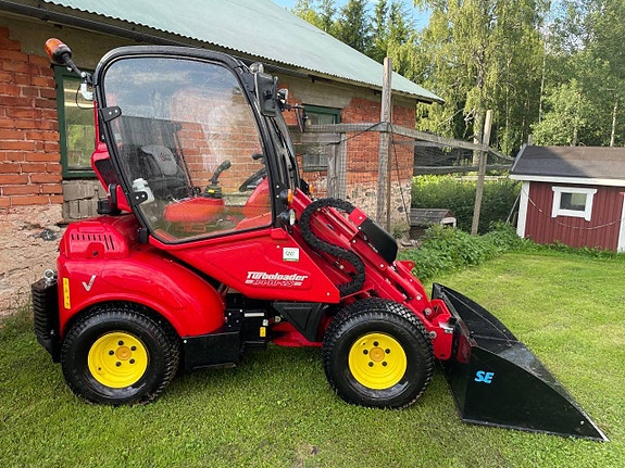 Turboloader H440-2s Kompaktlastare m Avantfäste. Kanonpris!