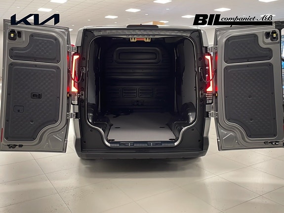 Kia PV5 16 of 19