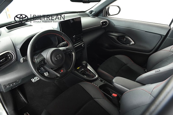 Toyota Yaris Cross 6 of 18