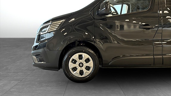 Renault Trafic 8 of 11